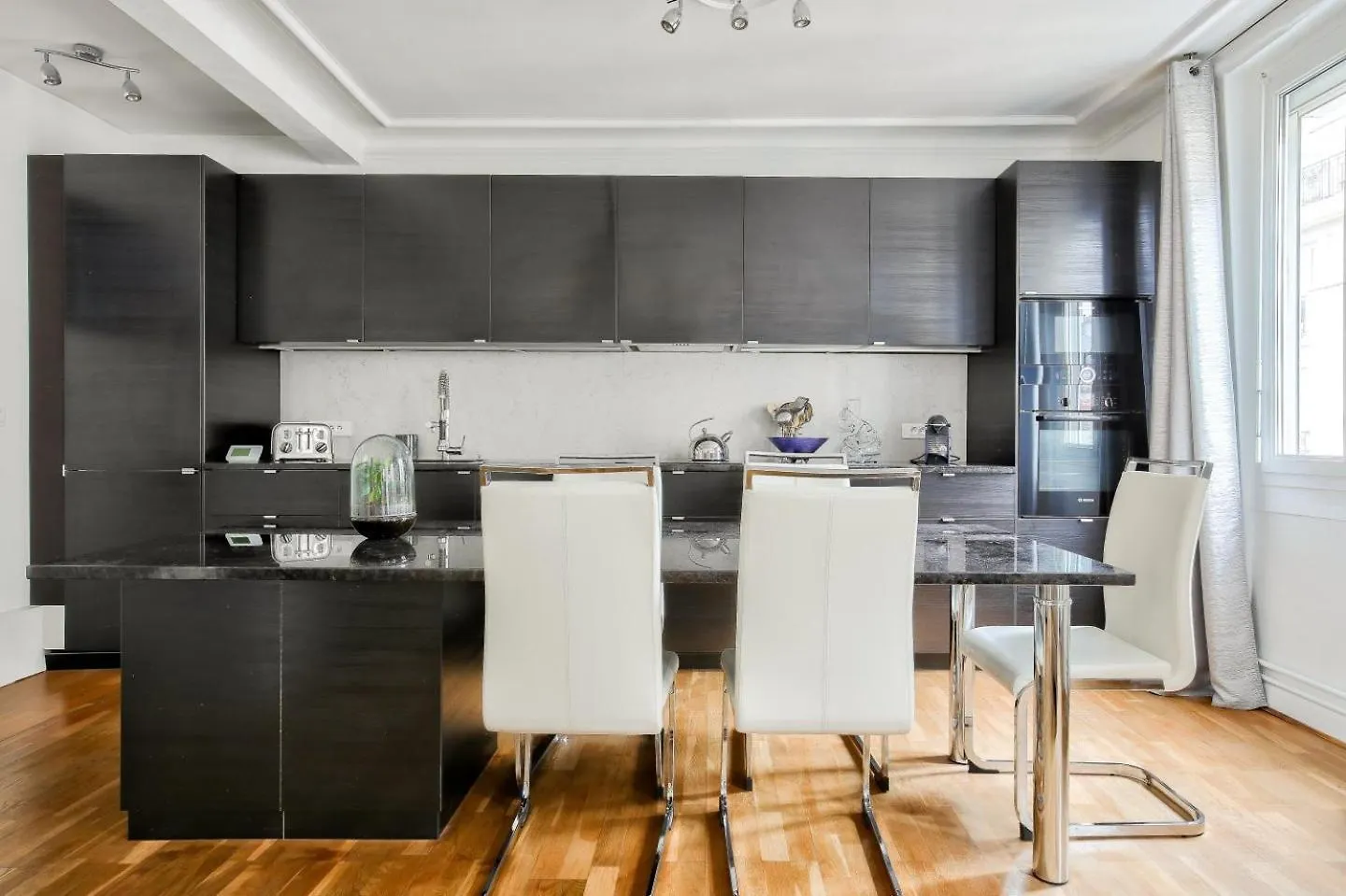 דירה פריז Appartement Au Coeur Du 17Eme