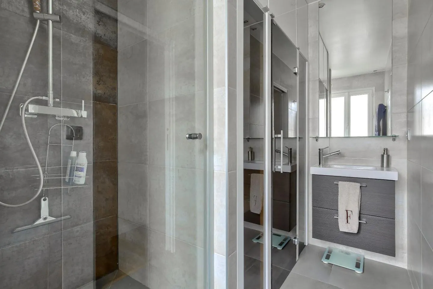 Appartement Au Coeur Du 17Eme Paris