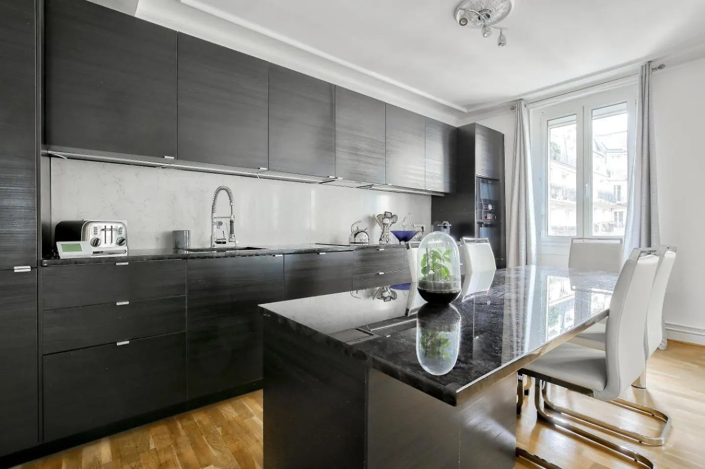 Appartement Au Coeur Du 17Eme Paris Frankreich